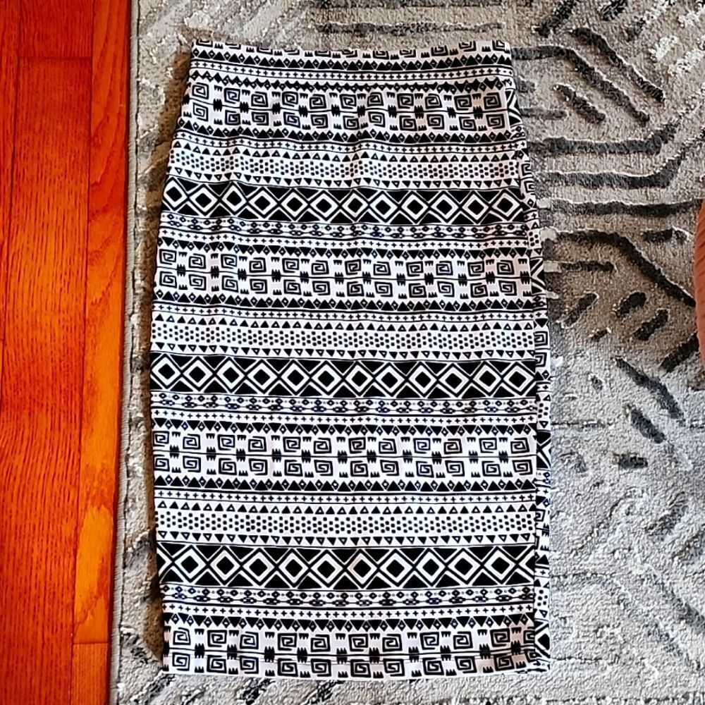 Iris Los Angeles pencil skirt sz medium
